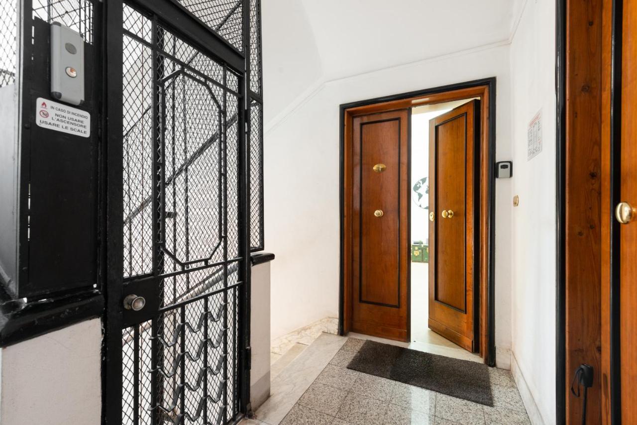 Appartamento Via Di Porta Labicana Ρώμη Εξωτερικό φωτογραφία